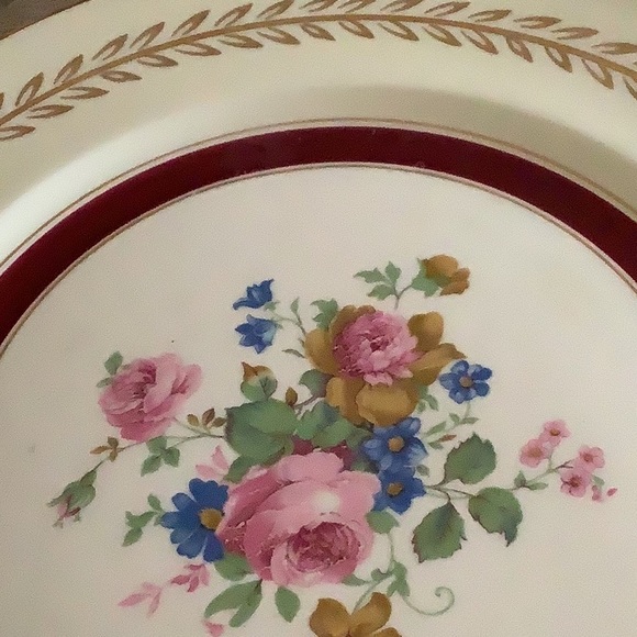 Vintage Edwin Knowles Set of 2 Dinner Plates - Picture 2 of 5